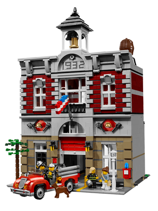 Illustration for article titled This Season's Must-Buy LEGO Sets